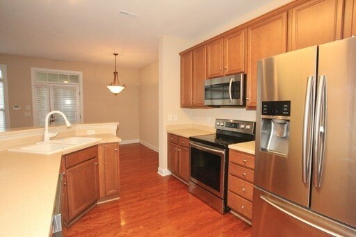 Building Photo - Hard to find Rental in Bonterra!!!