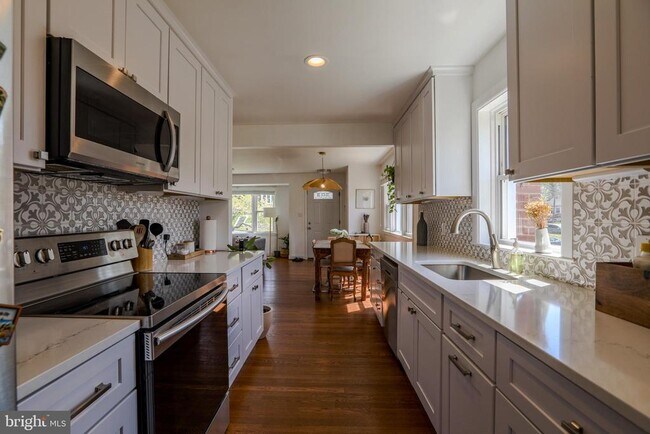 Building Photo - 3104 Gumwood Dr