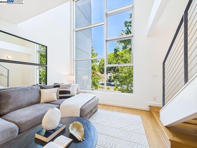 Building Photo - 485 W MacArthur Blvd