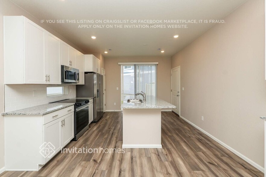 Building Photo - 5655 Bowerman Ln