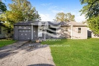 Building Photo - 3123 E Xyler St