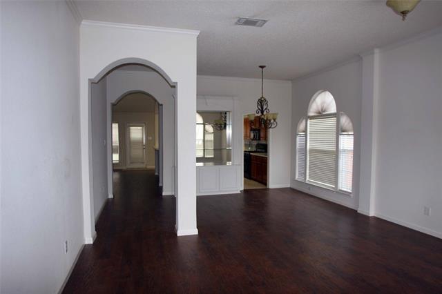 Building Photo - 2301 Fairlands Dr