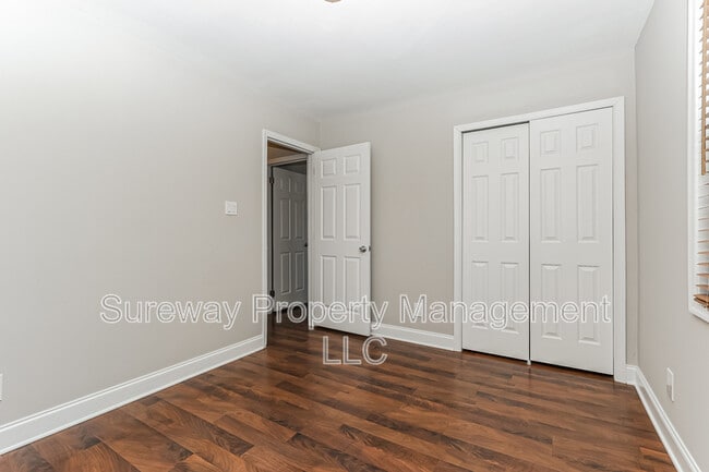 Building Photo - 29 Franklin Dr