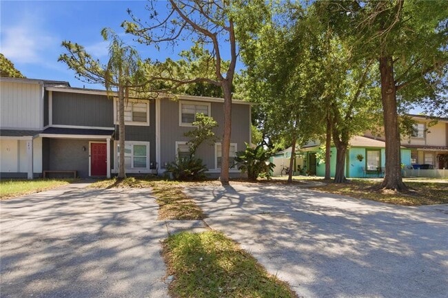 Building Photo - 14113 Village Terrace Dr
