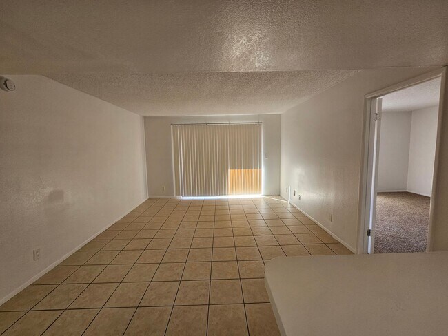 Building Photo - Dobson and University- 2 bedroom condo- full size w/d