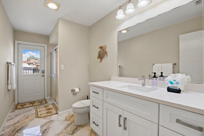 Building Photo - 874 Magnolia Ct