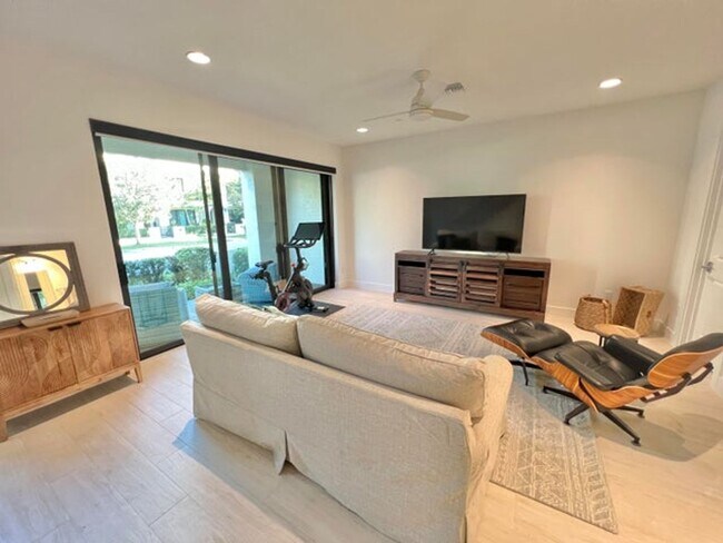 Building Photo - 5252 Beckman Ter