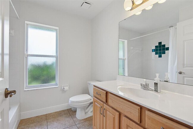 Building Photo - 113 Whippoorwill Dr