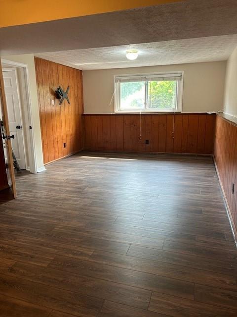 Building Photo - 10545 Willow View Cir
