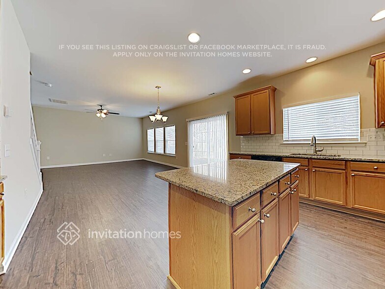 Building Photo - 4406 Kiddle Ln