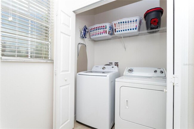 Building Photo - 650 Las Fuentes Dr