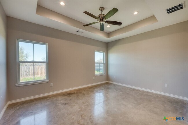 Building Photo - 1516 Stonecrest Dr
