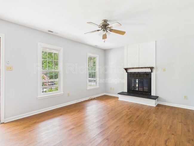 Building Photo - 11220 Sunfield Dr