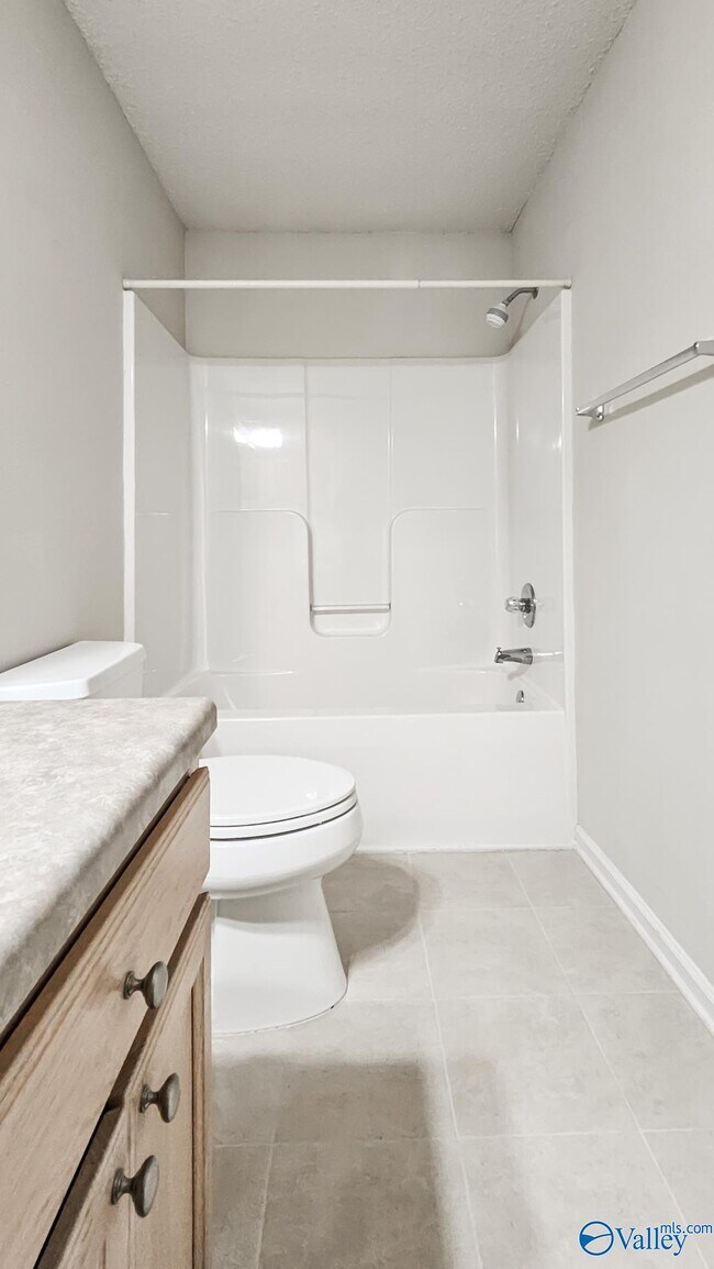 Building Photo - 111 Artesian Ln NW