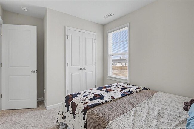 Building Photo - 21 Terrier Ct