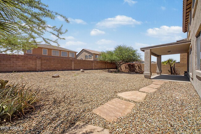 Building Photo - 3119 W Pleasant Ln
