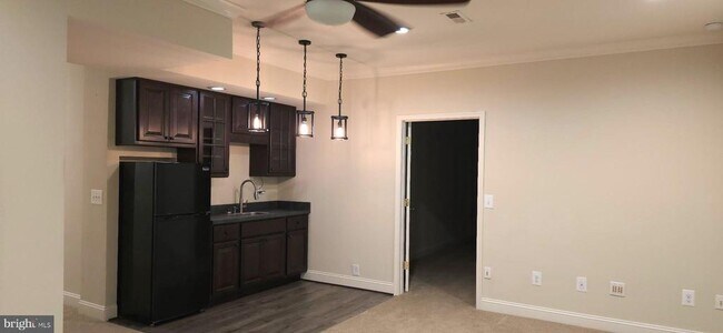 Building Photo - 1117 Aquia Dr