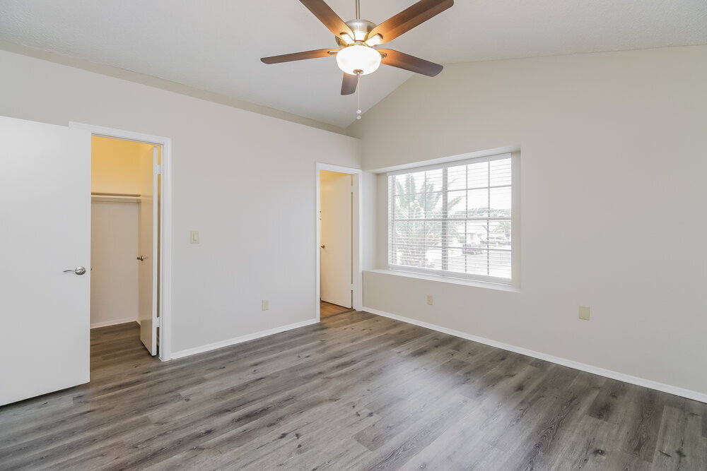 Building Photo - 3869 W Elgin St