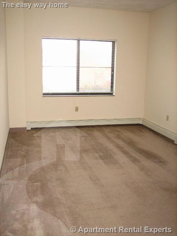 Building Photo - 373 Highland Ave