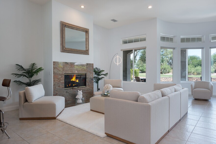 Building Photo - 45 Vista Encantada