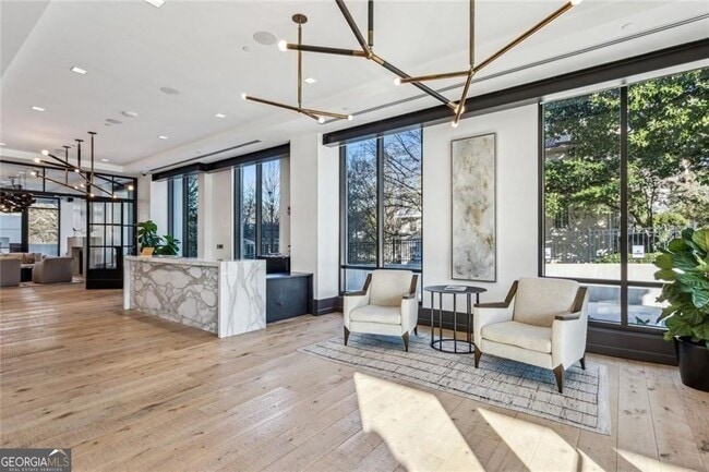 Building Photo - 2520 Peachtree Rd
