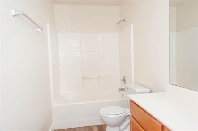 Building Photo - 108 Hollow Tree Dr