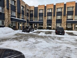 Building Photo - 8655 1/2 W Foster Ave