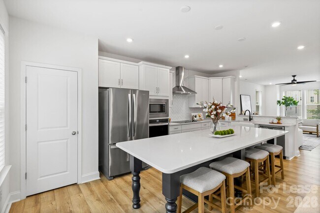 Building Photo - 236 Judson Ave