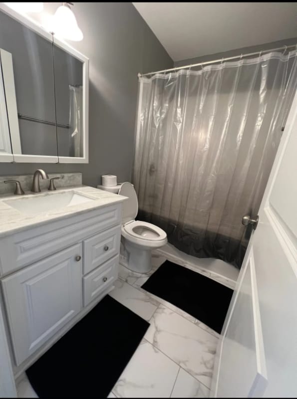 Building Photo - 86 Valley View Rd