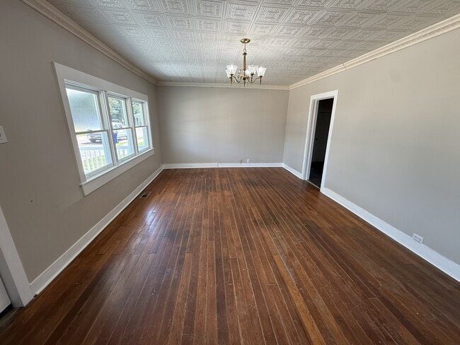 Building Photo - 25 Woodrow Ave