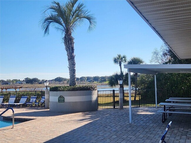 Building Photo - 24921 Pine Hill