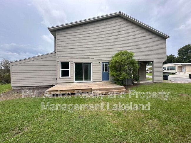 Building Photo - 1106 Country Club Ln