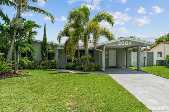 Building Photo - 2001 NW 36th St