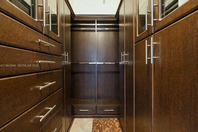 Building Photo - 110 Washington Ave