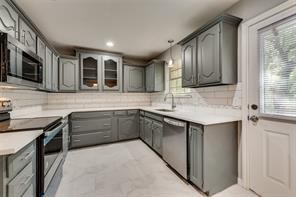 Building Photo - 612 Renee Ln