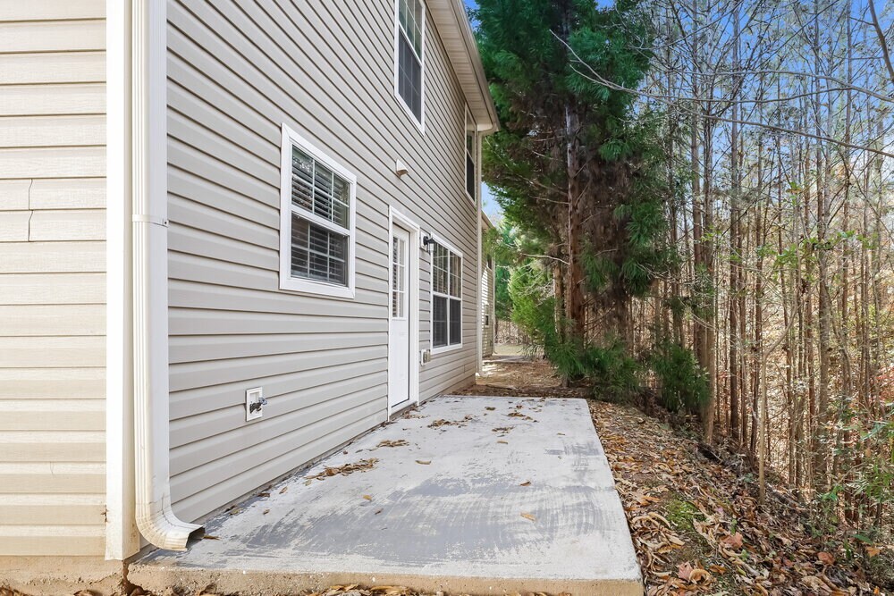 Building Photo - 414 Hidden Creek Ct