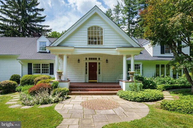 Building Photo - 141 Hun Rd
