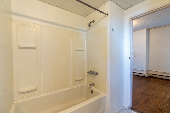 Building Photo - 35 State St