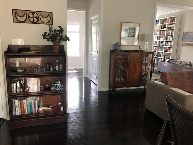 Building Photo - 112 Hamilton Dr