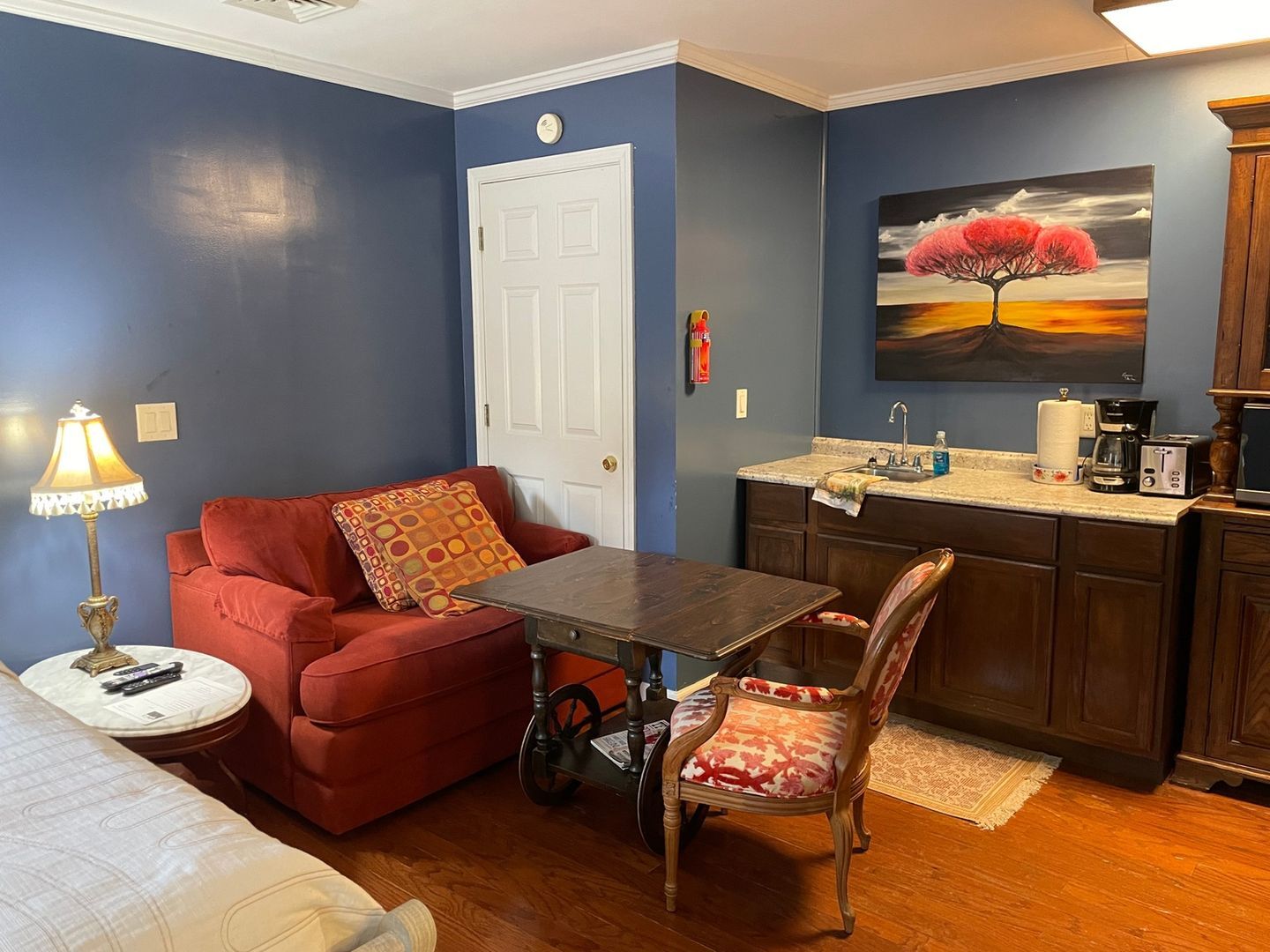 Building Photo - 174 Schools Dr