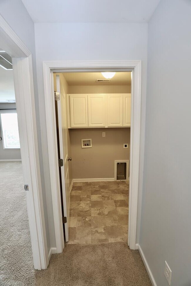 Building Photo - 1769 Ruger Dr
