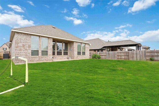 Building Photo - 7310 Camden Crestwood Way