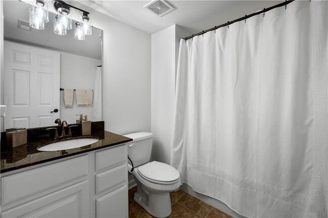 Building Photo - 294 Maple Ridge Dr