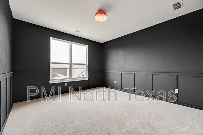 Building Photo - 11093 Villa Canales Ln