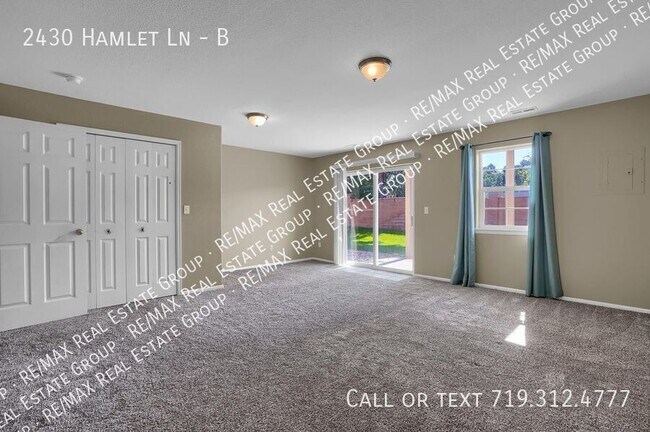 Building Photo - 2430 Hamlet Ln