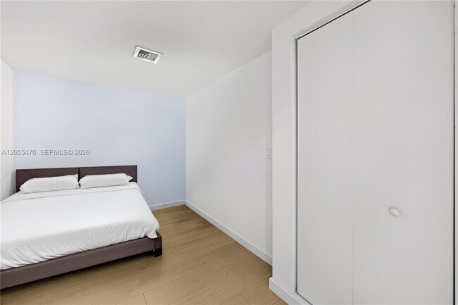 Building Photo - 1300 S Miami Ave