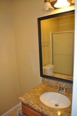 Building Photo - Studio Condo with Vaulted Ceilings in Serra Mesa