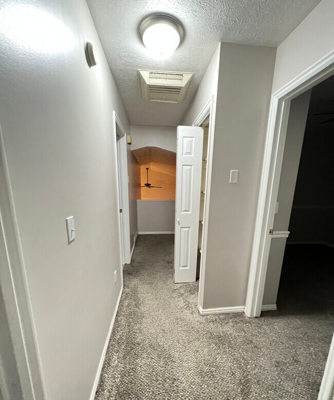 Building Photo - 8291 S 4800 W