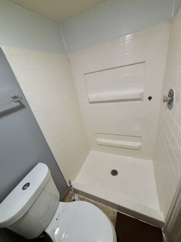 Building Photo - 215 S 1050 W