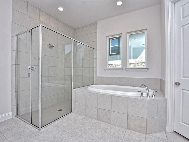 Building Photo - 804 Marbella Vista Way